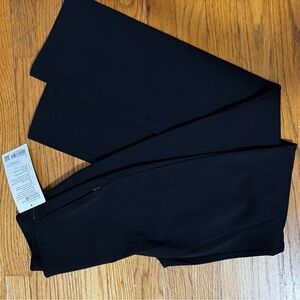 Smooth fit pull on high rise pant